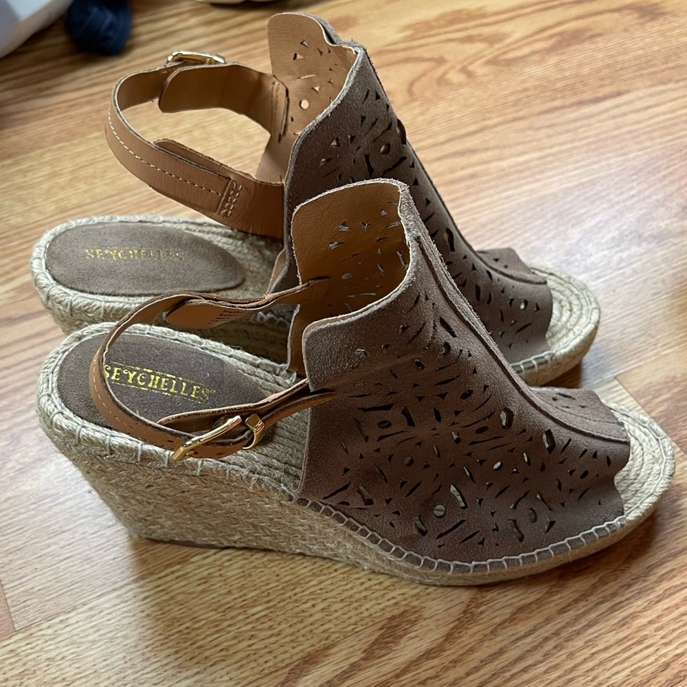 Wedges - Picture 2 of 6